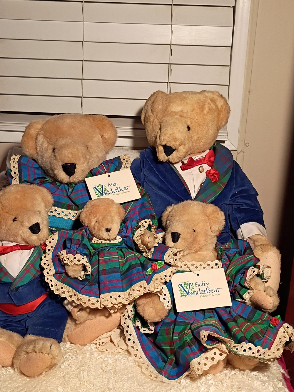 Vintage VanderBear Family Holiday Plaid Teddy Bears - Blue & Green from yr. 1986
